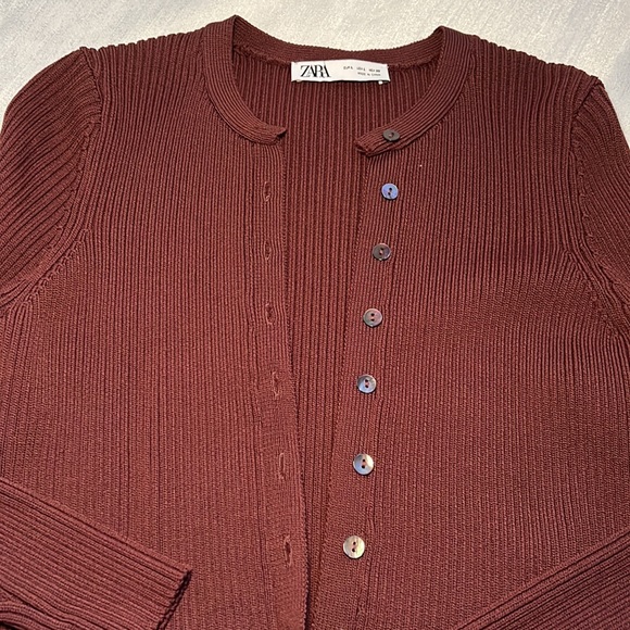 Zara Set - Picture 3 of 5